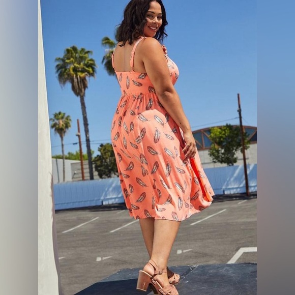 Torrid Coral Feather Cross Hatch Pinafore Midi Dress - Size 26 (4) - Picture 3 of 7